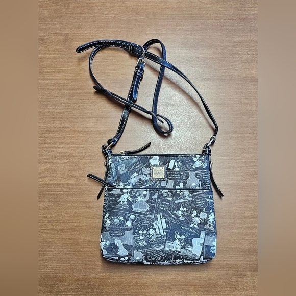 HTF Dooney & Bourke 2013 D23 Reverse Comics Crossbody - Picture 2 of 12